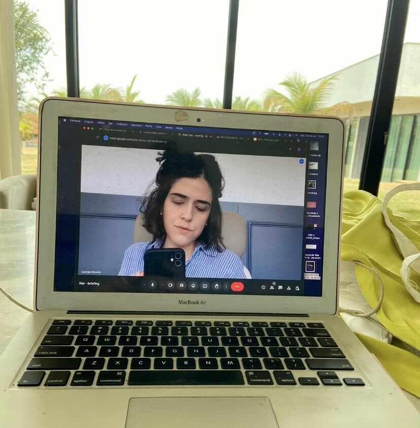 Giorgia Biondo nos bastidores de um projeto — foto 2